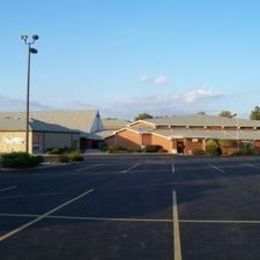 St. Lukes United Methodist Church, Kokomo, Indiana, United States