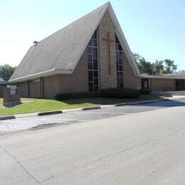 Trinity United Methodist Church, Kankakee, Illinois, United States