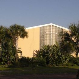 St. Luke's United Methodist Church, Saint Petersburg, Florida, United States